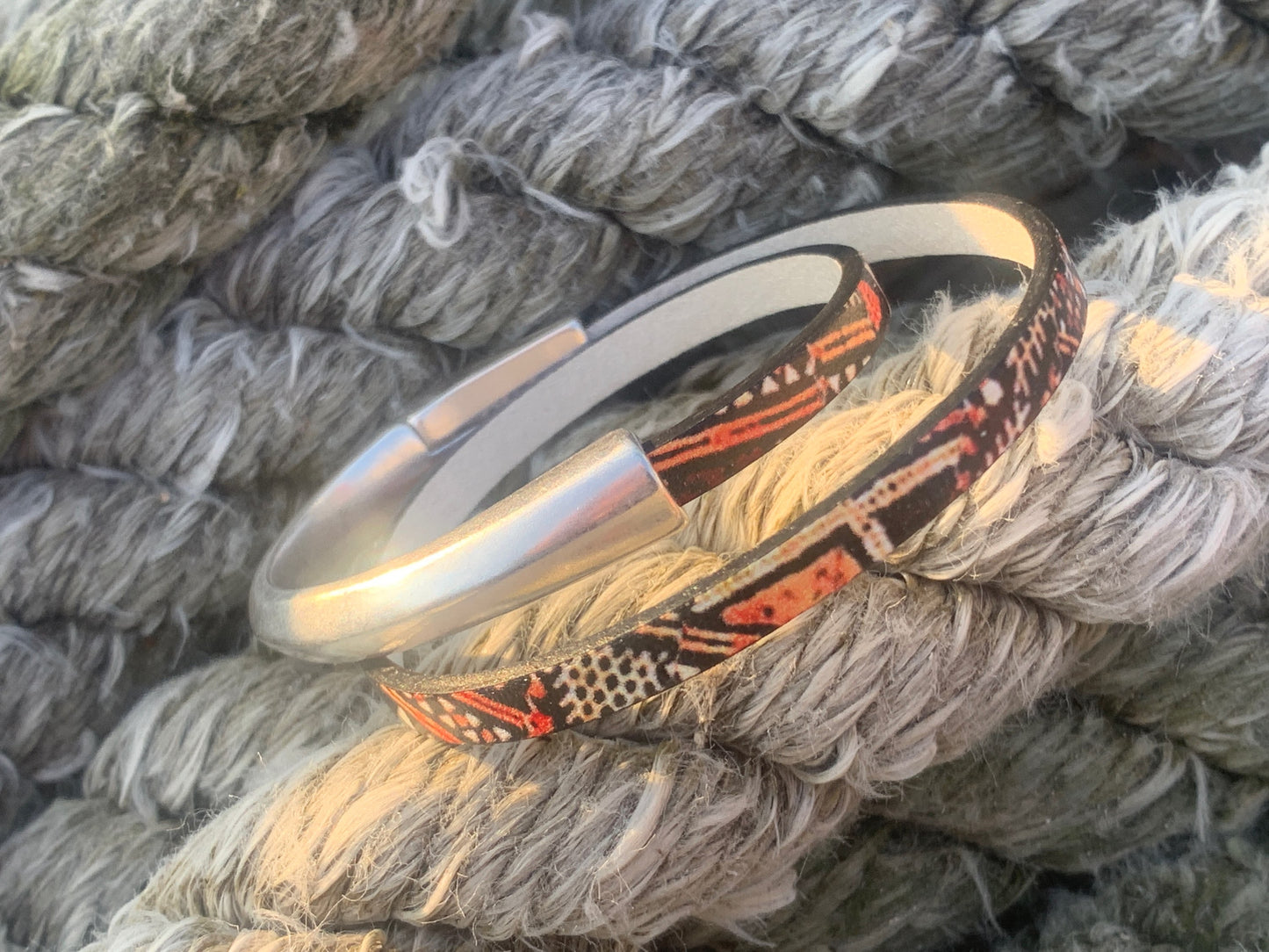 SPLIT CUFF 5mm FLAT (Double loop)