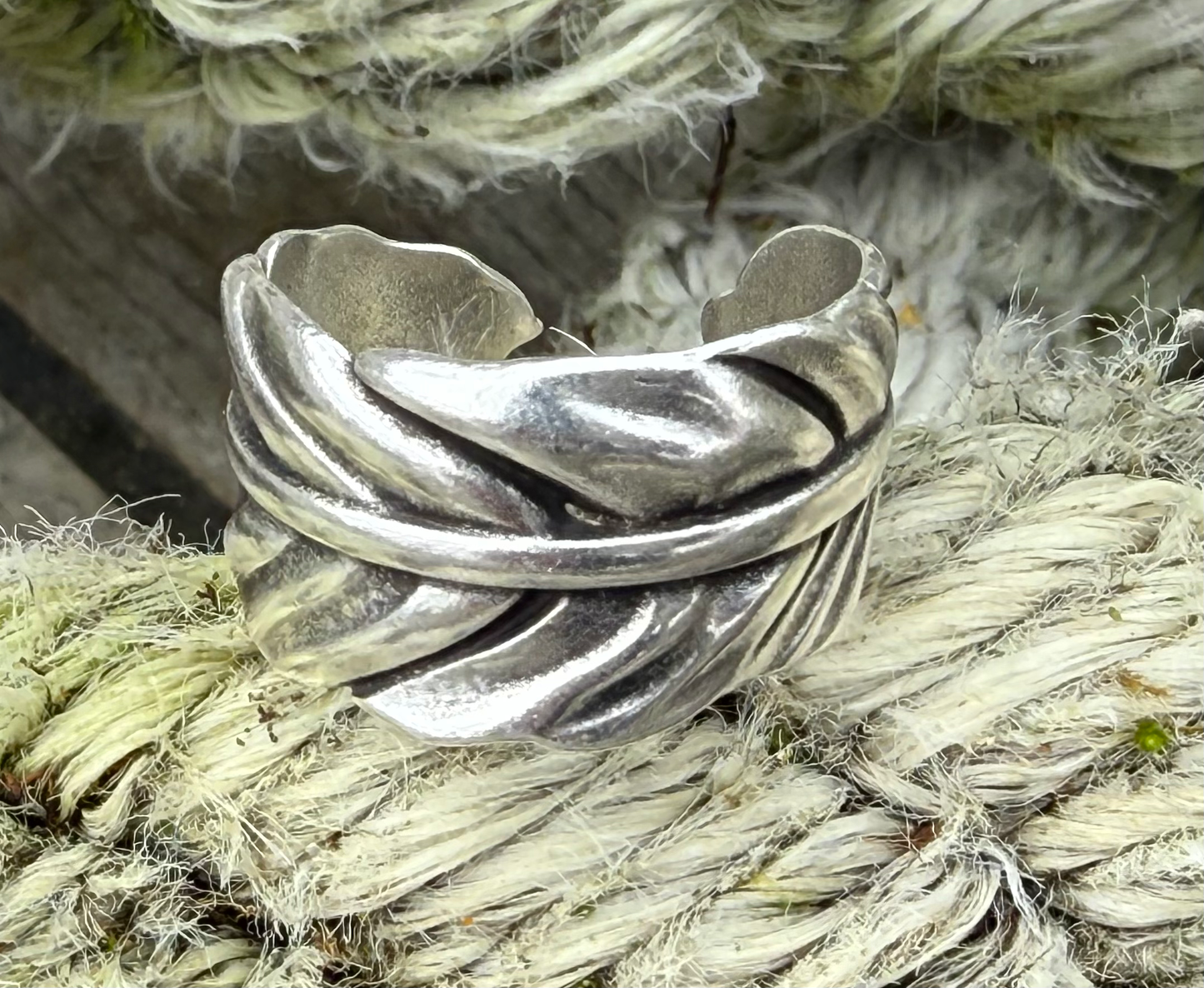 Feather Ring