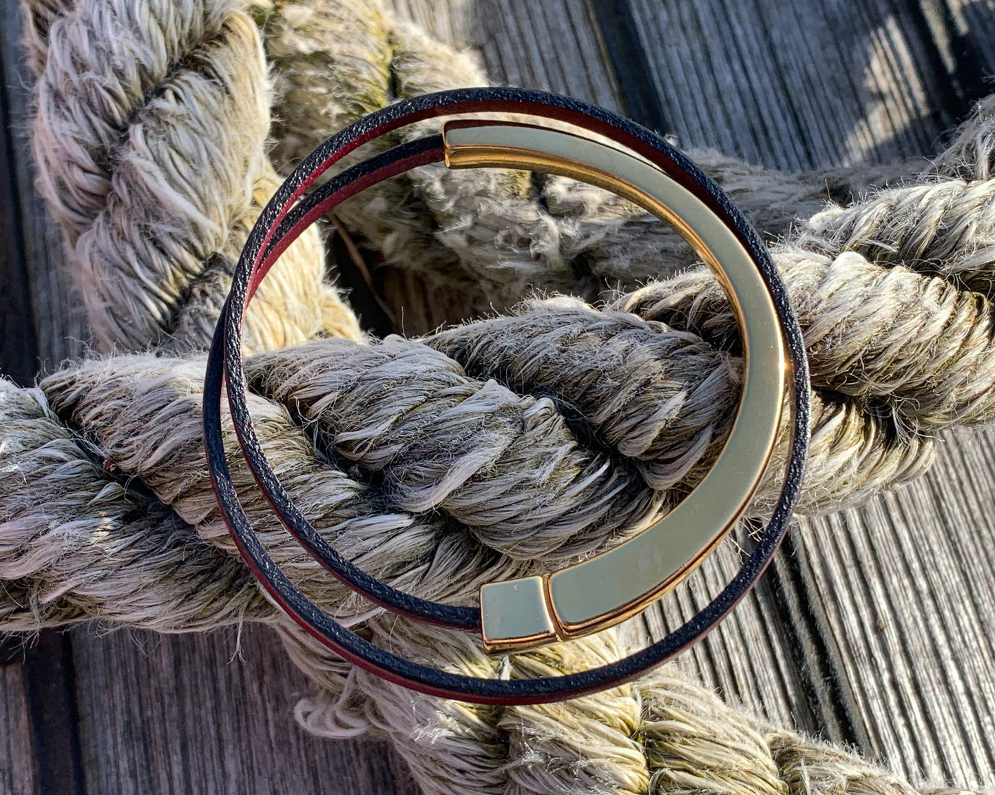 SPLIT CUFF 3mm FLAT (Double loop)