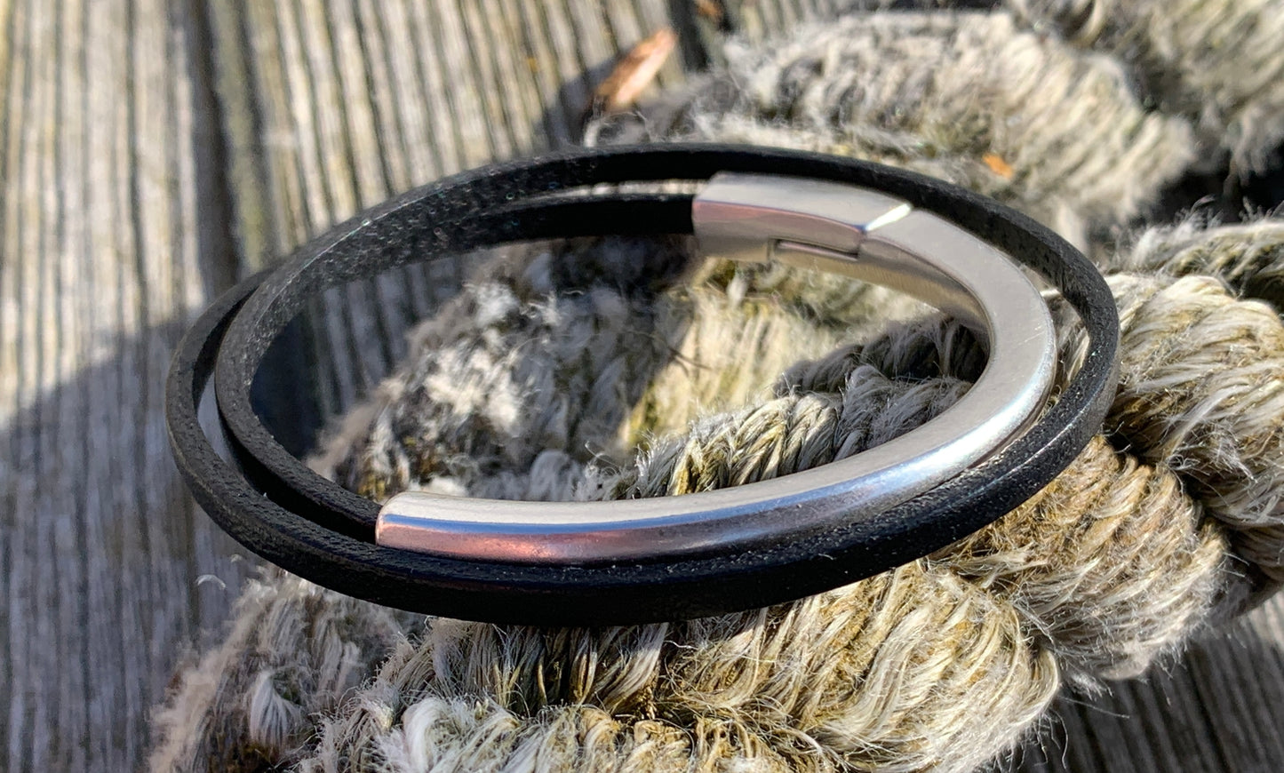 SPLIT CUFF 3mm FLAT (Double loop)