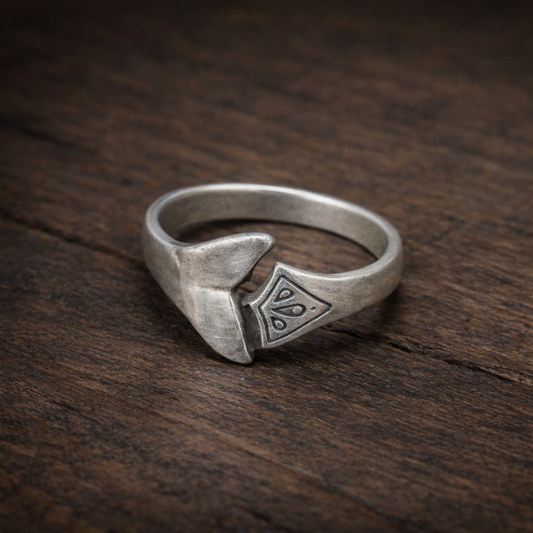 Whale Tail Ring