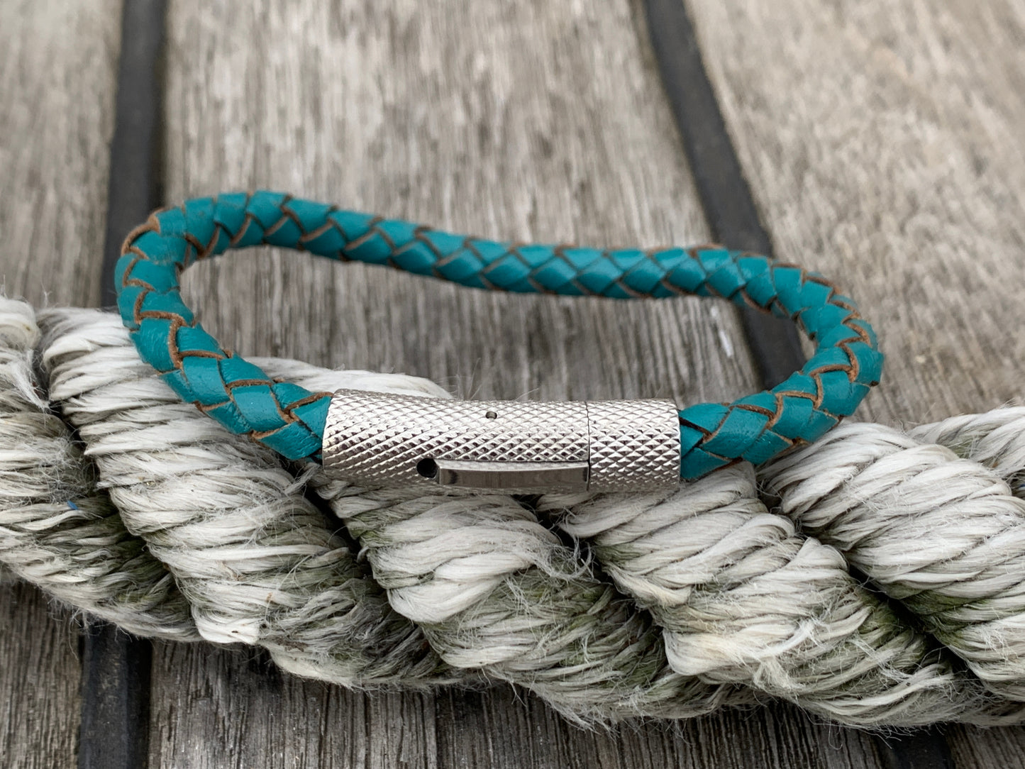 CLASSIC BRAIDED BRACELET