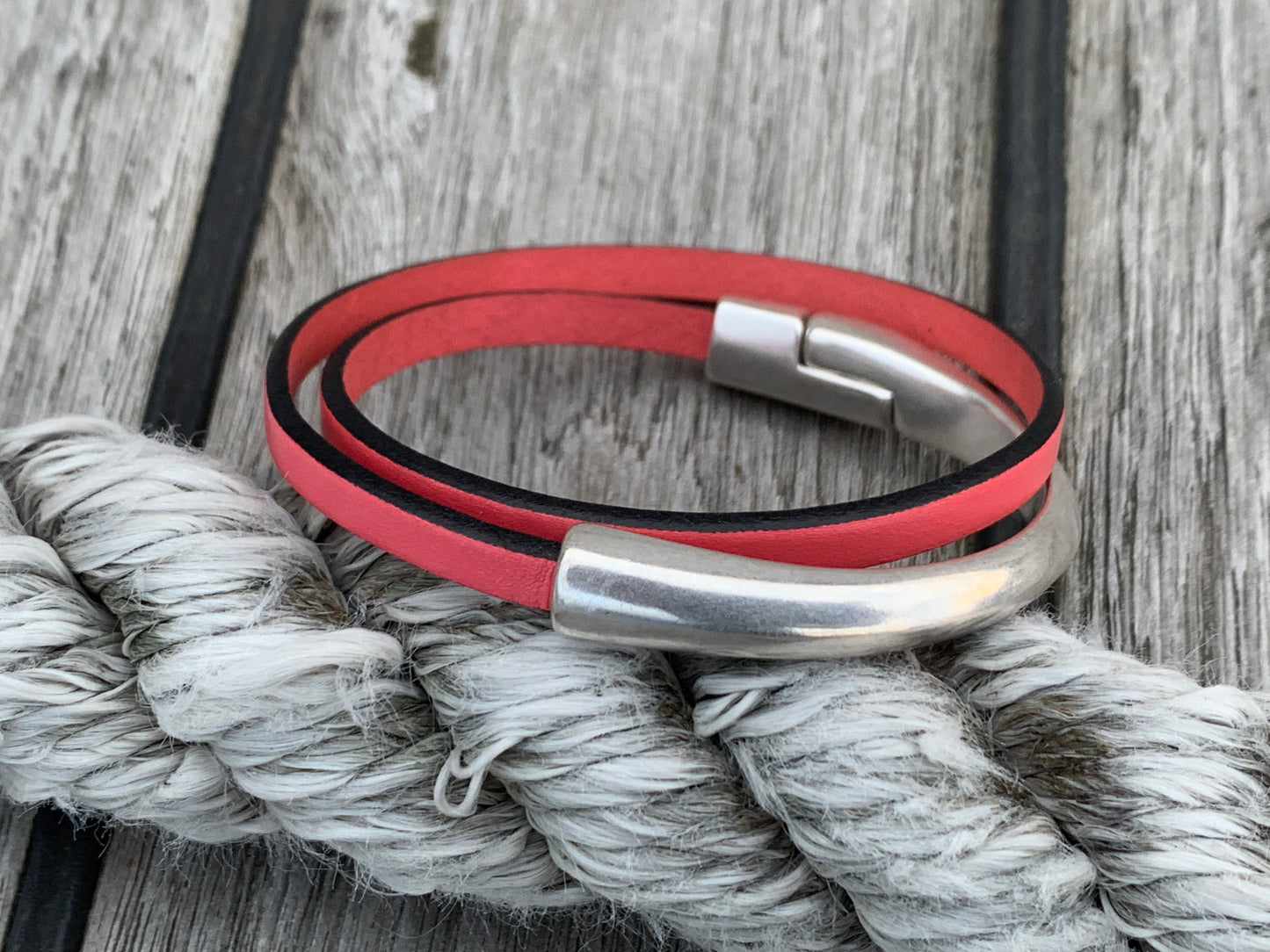 SPLIT CUFF 5mm FLAT (Double loop)